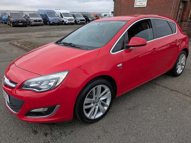 Vauxhall 2.0 CDTi ecoFLEX SRi Hatchback 5dr Diesel Manual Euro 5 (s/s) (165 ps)