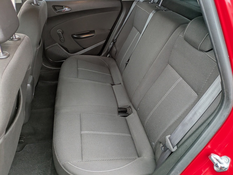 Vauxhall 2.0 CDTi ecoFLEX SRi Hatchback 5dr Diesel Manual Euro 5 (s/s) (165 ps)