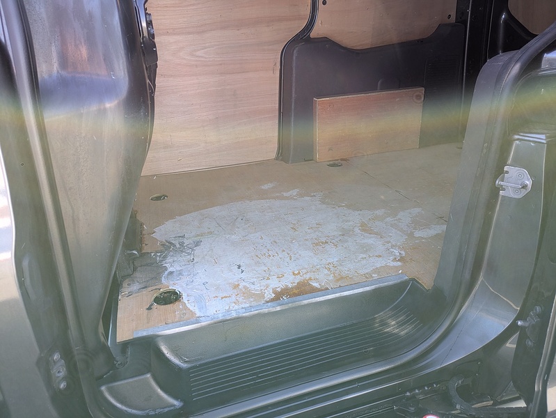 Ford 1.5 240 EcoBlue Limited Panel Van 5dr Diesel Manual L2 Euro 6 (s/s) (120 ps)