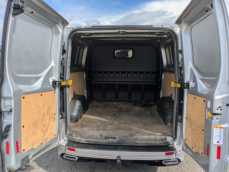 Ford 320 Limited Dciv Ecoblue Panel Van 2.0 Automatic Diesel