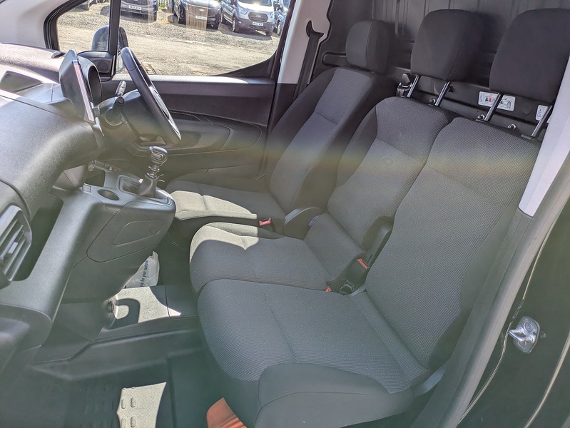 Vauxhall 1.5 Turbo D 2300 Prime Panel Van 6dr Diesel Manual L2 H1 Euro 6 (s/s) (100 ps)