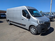 2.3 dCi 35 Business+ Panel Van 4dr Diesel Manual FWD LWB Medium Roof Euro 6 (135 ps)