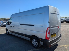 2.3 dCi 35 Business+ Panel Van 4dr Diesel Manual FWD LWB Medium Roof Euro 6 (135 ps)