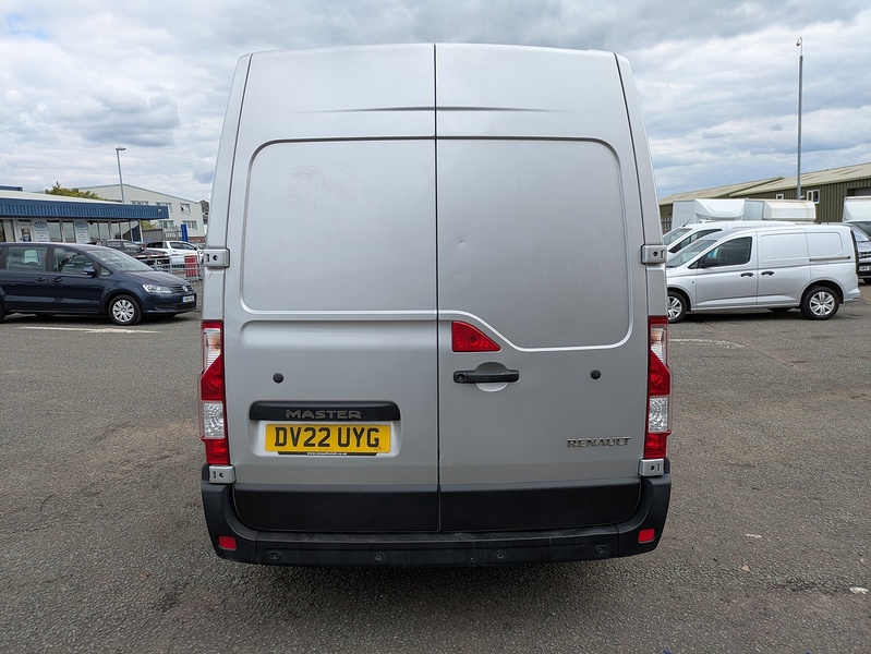 Renault 2.3 dCi 35 Business+ Panel Van 4dr Diesel Manual FWD LWB Medium Roof Euro 6 (135 ps)