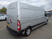 2.3 dCi 35 Business+ Panel Van 4dr Diesel Manual FWD LWB Medium Roof Euro 6 (135 ps)