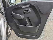 2.3 dCi 35 Business+ Panel Van 4dr Diesel Manual FWD LWB Medium Roof Euro 6 (135 ps)