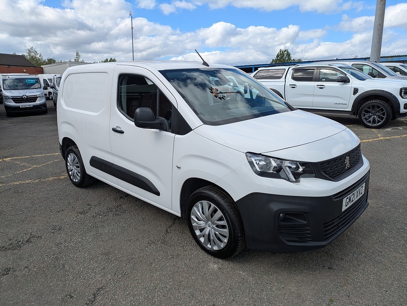 Peugeot 1.5 BlueHDi 1000 Professional Standard Panel Van 5dr Diesel EAT8 SWB Euro 6 (s/s) (130 bhp)