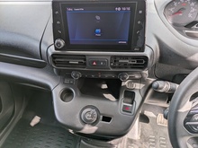 1.5 BlueHDi 1000 Professional Standard Panel Van 5dr Diesel EAT8 SWB Euro 6 (s/s) (130 bhp)