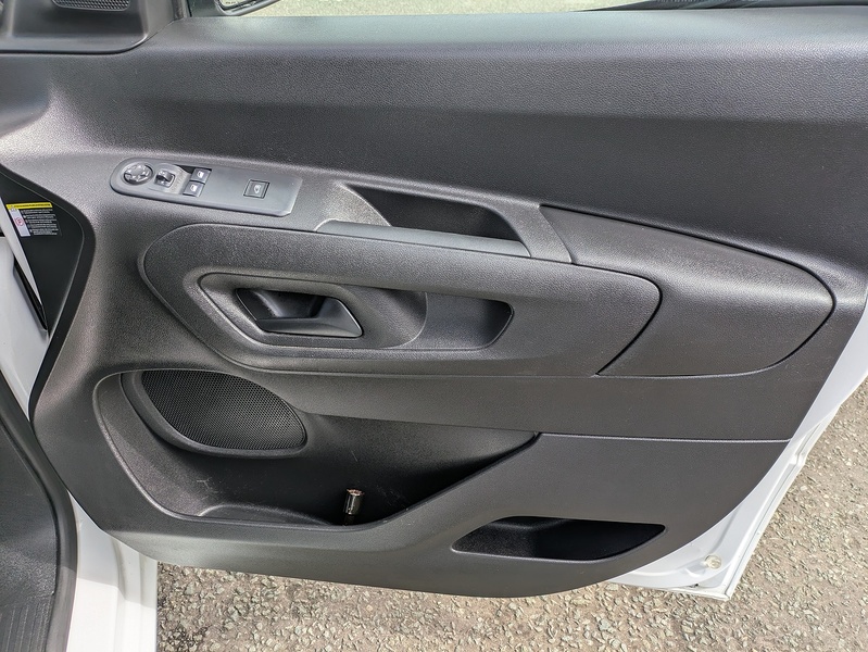Peugeot 1.5 BlueHDi 1000 Professional Standard Panel Van 5dr Diesel EAT8 SWB Euro 6 (s/s) (130 bhp)