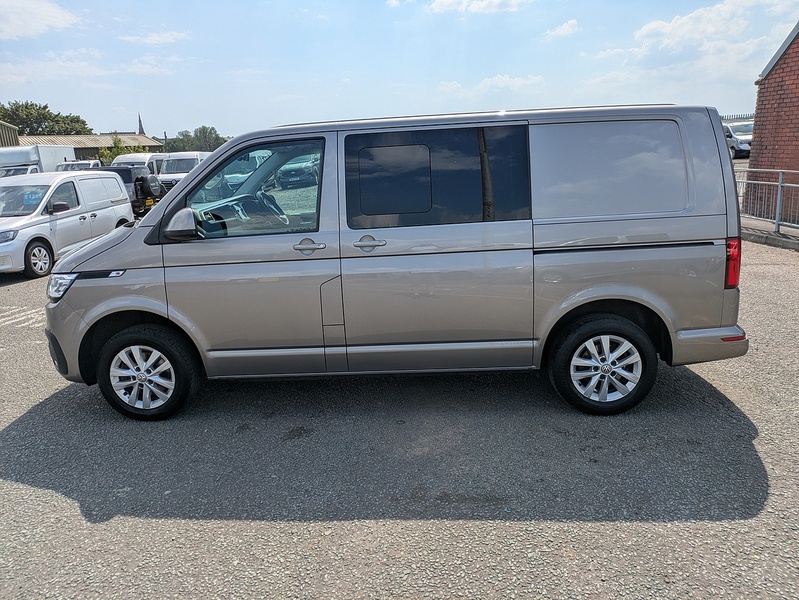 Volkswagen 2.0 TDI T30 Highline Kombi Double Cab 5dr Diesel Manual FWD SWB Euro 6 (s/s) (150 ps)