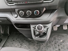 2.0 dCi Blue LL30 Business+ Crew Van Double Cab 6dr Diesel Manual L2 H1 Euro 6 (s/s) (130 ps)