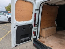 2.0 dCi Blue LL30 Business+ Crew Van Double Cab 6dr Diesel Manual L2 H1 Euro 6 (s/s) (130 ps)