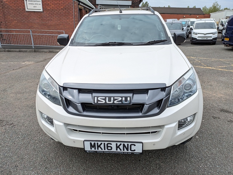 Isuzu 2.5 TD Blade Pickup 4dr Diesel Automatic 4x4 (220 g/km, 161 bhp)