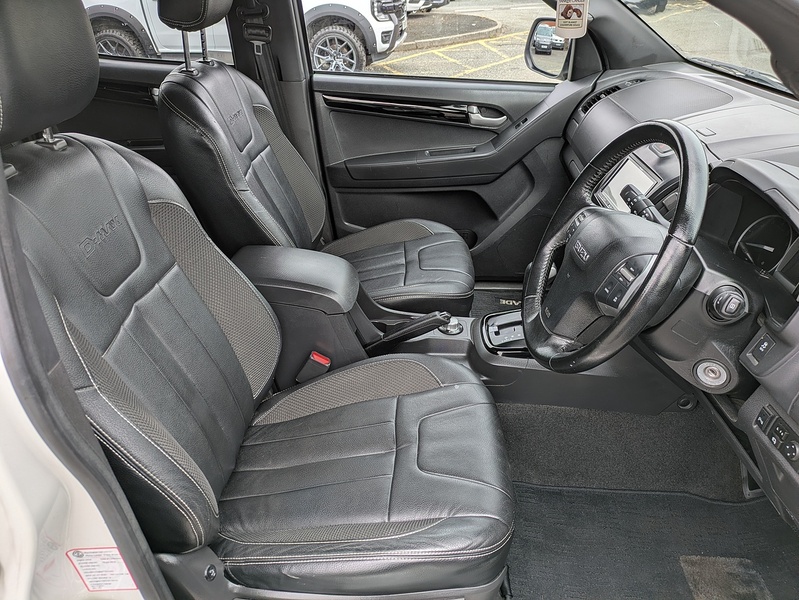 Isuzu 2.5 TD Blade Pickup 4dr Diesel Automatic 4x4 (220 g/km, 161 bhp)