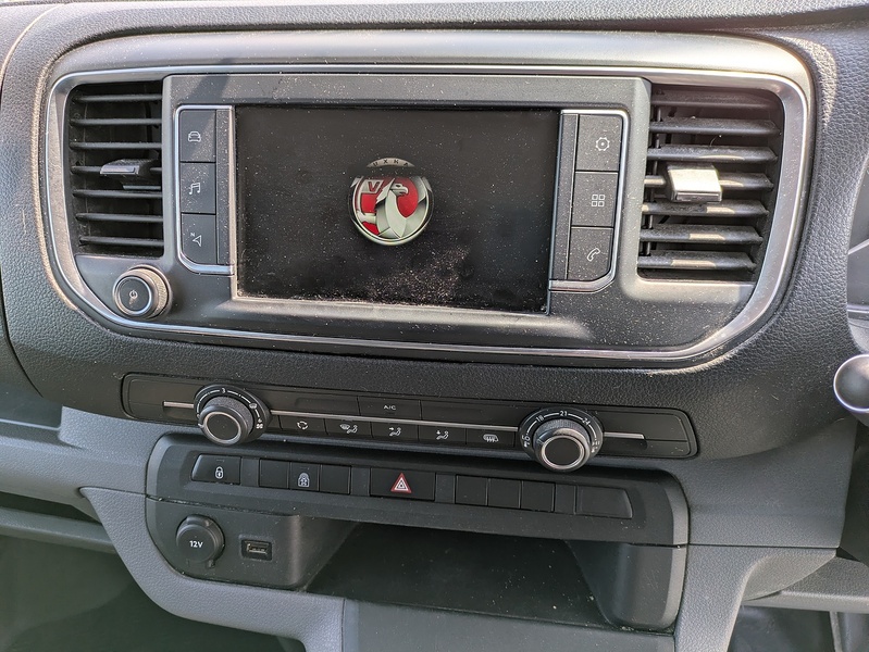 Vauxhall 2.0 Turbo D 3100 Elite Crew Van Double Cab 5dr Diesel Manual L2 H1 Euro 6 (s/s) (120 ps)