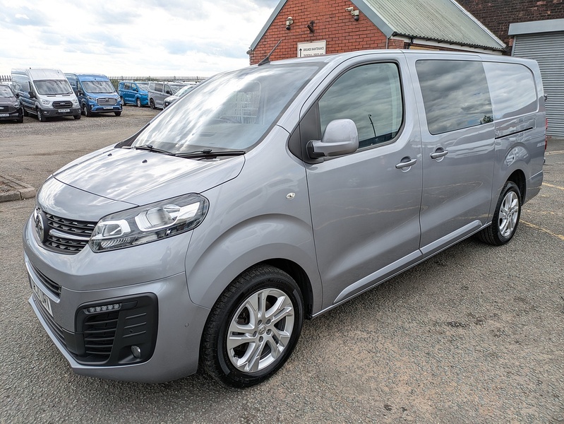 Vauxhall 2.0 Turbo D 3100 Elite Crew Van Double Cab 5dr Diesel Manual L2 H1 Euro 6 (s/s) (120 ps)