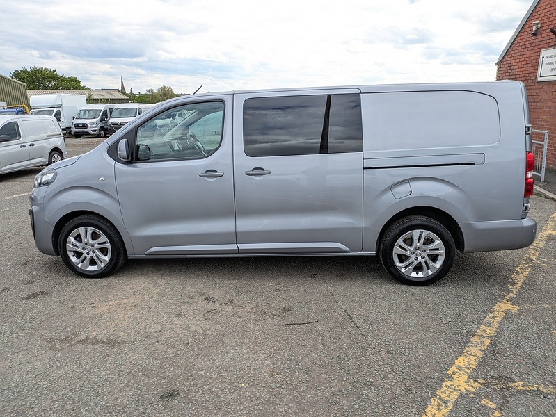 Vauxhall 2.0 Turbo D 3100 Elite Crew Van Double Cab 5dr Diesel Manual L2 H1 Euro 6 (s/s) (120 ps)