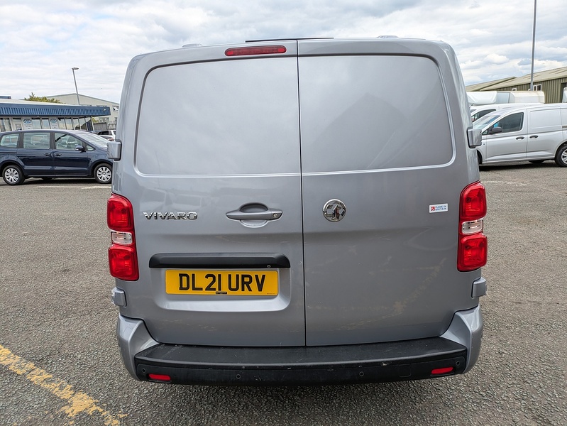 Vauxhall 2.0 Turbo D 3100 Elite Crew Van Double Cab 5dr Diesel Manual L2 H1 Euro 6 (s/s) (120 ps)