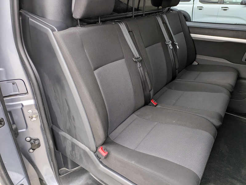 Vauxhall 2.0 Turbo D 3100 Elite Crew Van Double Cab 5dr Diesel Manual L2 H1 Euro 6 (s/s) (120 ps)