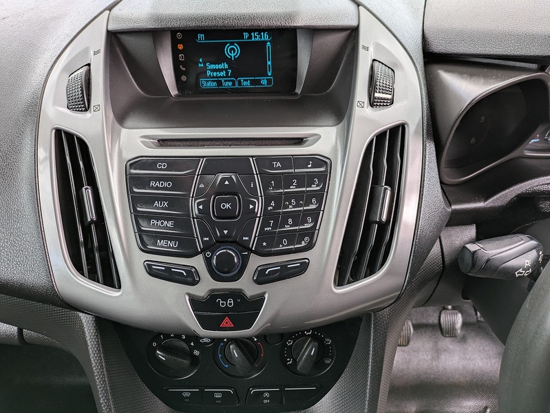 Ford 1.5 TDCi 200 Trend Panel Van 5dr Diesel Manual L1 H1 (119 g/km, 118 bhp)