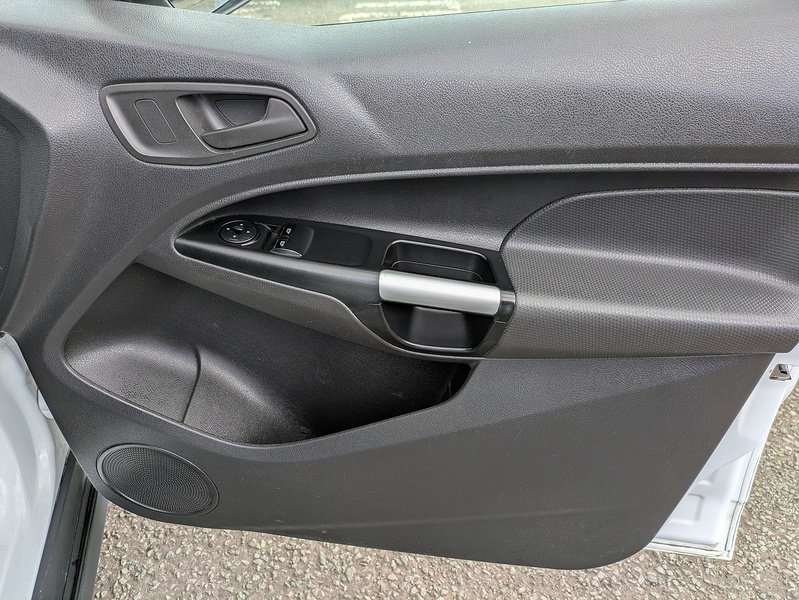 Ford 1.5 TDCi 200 Trend Panel Van 5dr Diesel Manual L1 H1 (119 g/km, 118 bhp)