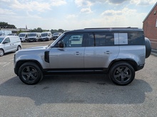3.0 D250 MHEV X-Dynamic SE SUV 5dr Diesel Auto 4WD Euro 6 (s/s) (250 ps)