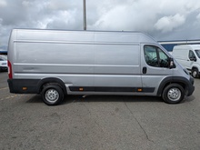 2.2 BlueHDi 435 Professional Panel Van 5dr Diesel Manual L4 H2 Euro 6 (s/s) (140 ps)