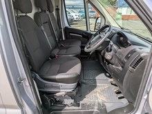 2.2 BlueHDi 435 Professional Panel Van 5dr Diesel Manual L4 H2 Euro 6 (s/s) (140 ps)