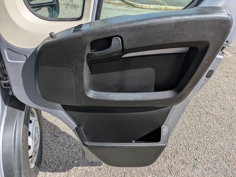 Peugeot 2.2 BlueHDi 435 Professional Panel Van 5dr Diesel Manual L4 H2 Euro 6 (s/s) (140 ps)