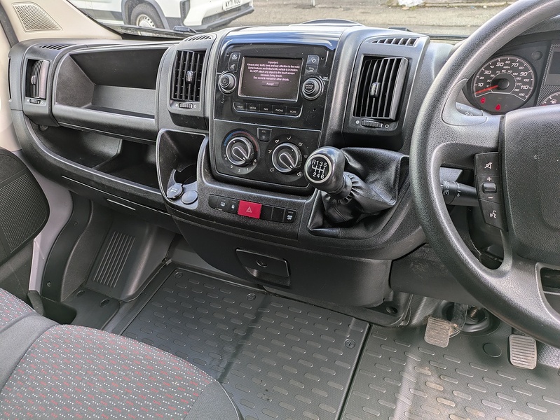 Peugeot 2.2 BlueHDi 435 Professional Panel Van 5dr Diesel Manual L4 H2 Euro 6 (s/s) (140 ps)