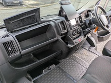 2.2 BlueHDi 435 Professional Panel Van 5dr Diesel Manual L4 H2 Euro 6 (s/s) (140 ps)