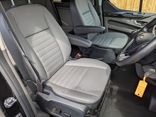 2.0 320 EcoBlue Limited Crew Van Double Cab 5dr Diesel Manual L1 H1 Euro 6 (s/s) (130 ps)