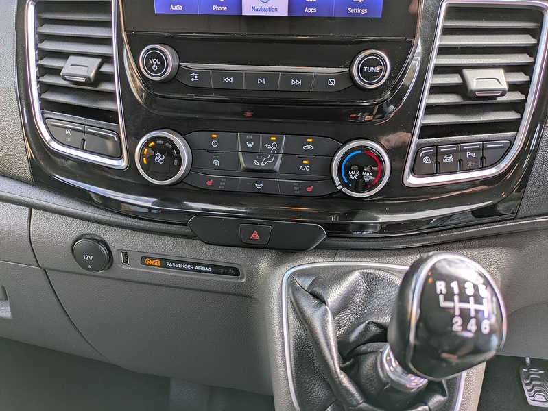 Ford 2.0 320 EcoBlue Limited Crew Van Double Cab 5dr Diesel Manual L1 H1 Euro 6 (s/s) (130 ps)