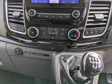 2.0 320 EcoBlue Limited Crew Van Double Cab 5dr Diesel Manual L1 H1 Euro 6 (s/s) (130 ps)