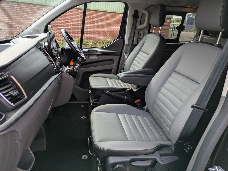 Ford 2.0 320 EcoBlue Limited Crew Van Double Cab 5dr Diesel Manual L1 H1 Euro 6 (s/s) (130 ps)