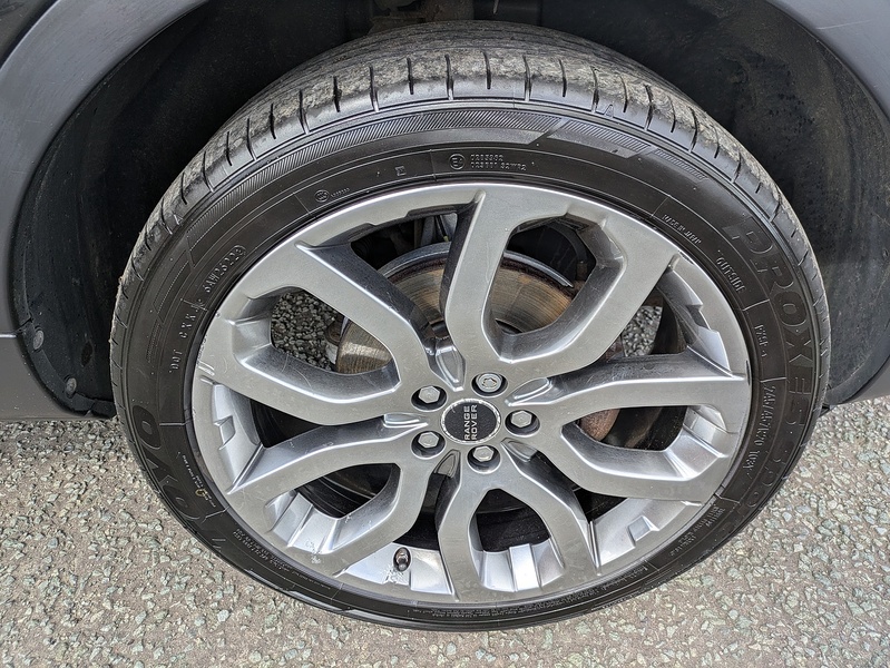 Land Rover 2.0 eD4 SE Tech SUV 5dr Diesel Manual FWD Euro 6 (s/s) (150 ps)