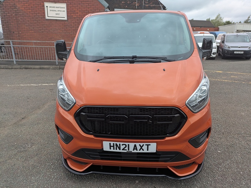 Ford 2.0 320 EcoBlue Limited Crew Van Double Cab 5dr Diesel Auto L2 H1 Euro 6 (s/s) (130 ps)