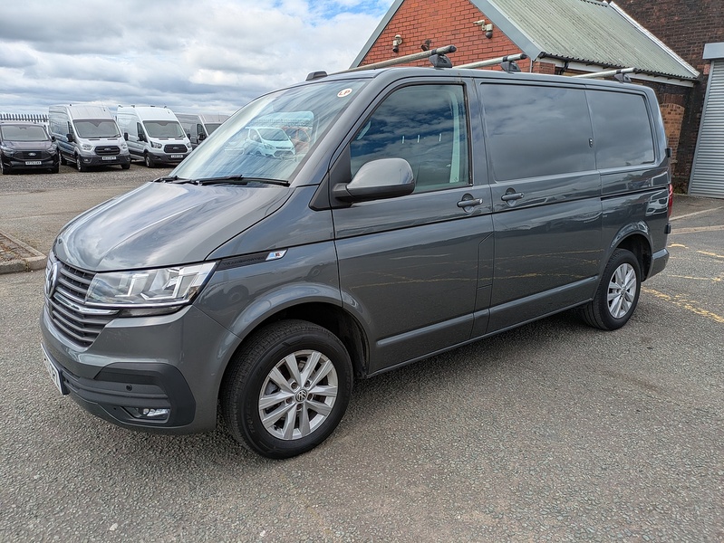 Volkswagen 2.0 TDI T28 Highline Panel Van 5dr Diesel Manual FWD SWB Euro 6 (s/s) (110 ps)