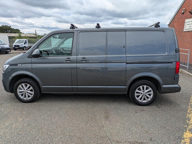 Volkswagen 2.0 TDI T28 Highline Panel Van 5dr Diesel Manual FWD SWB Euro 6 (s/s) (110 ps)