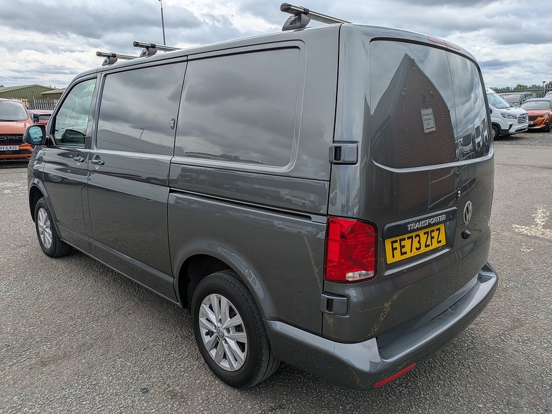 Volkswagen 2.0 TDI T28 Highline Panel Van 5dr Diesel Manual FWD SWB Euro 6 (s/s) (110 ps)