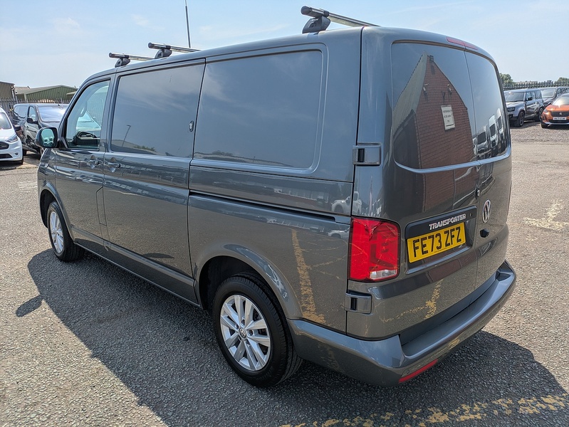 Volkswagen 2.0 TDI T28 Highline Panel Van 5dr Diesel Manual FWD SWB Euro 6 (s/s) (110 ps)