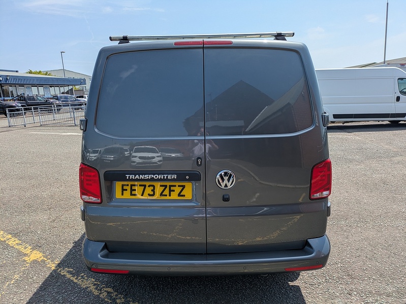 Volkswagen 2.0 TDI T28 Highline Panel Van 5dr Diesel Manual FWD SWB Euro 6 (s/s) (110 ps)