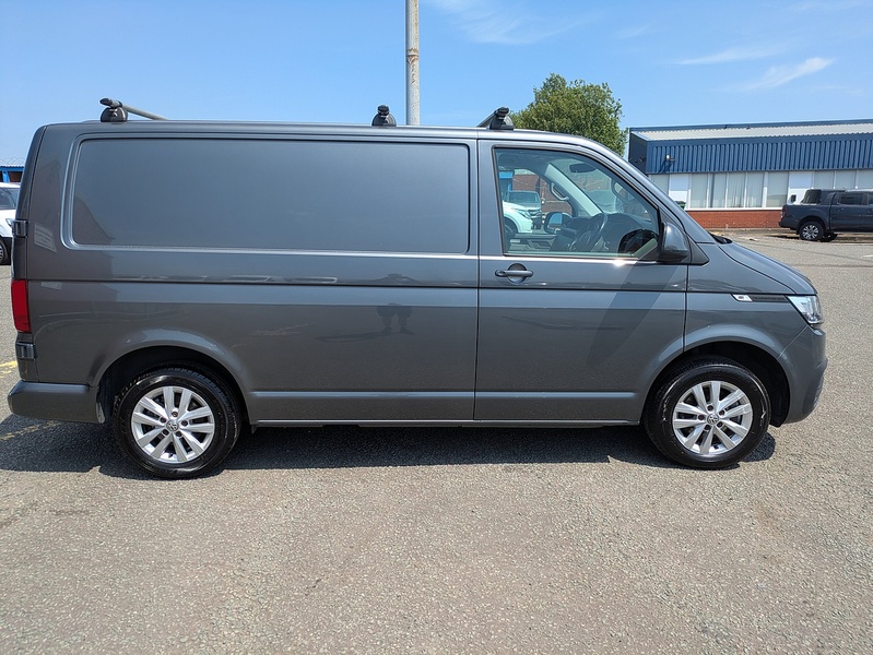 Volkswagen 2.0 TDI T28 Highline Panel Van 5dr Diesel Manual FWD SWB Euro 6 (s/s) (110 ps)