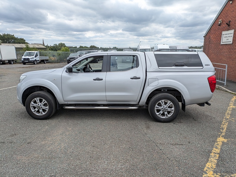 Nissan 2.3 dCi Acenta Pickup Double Cab 4dr Diesel Manual 4WD Euro 6 (s/s) (163 ps)