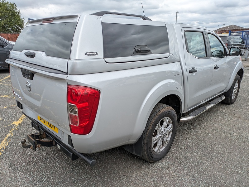 Nissan 2.3 dCi Acenta Pickup Double Cab 4dr Diesel Manual 4WD Euro 6 (s/s) (163 ps)