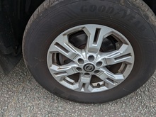 2.3 dCi Acenta Pickup Double Cab 4dr Diesel Manual 4WD Euro 6 (s/s) (163 ps)