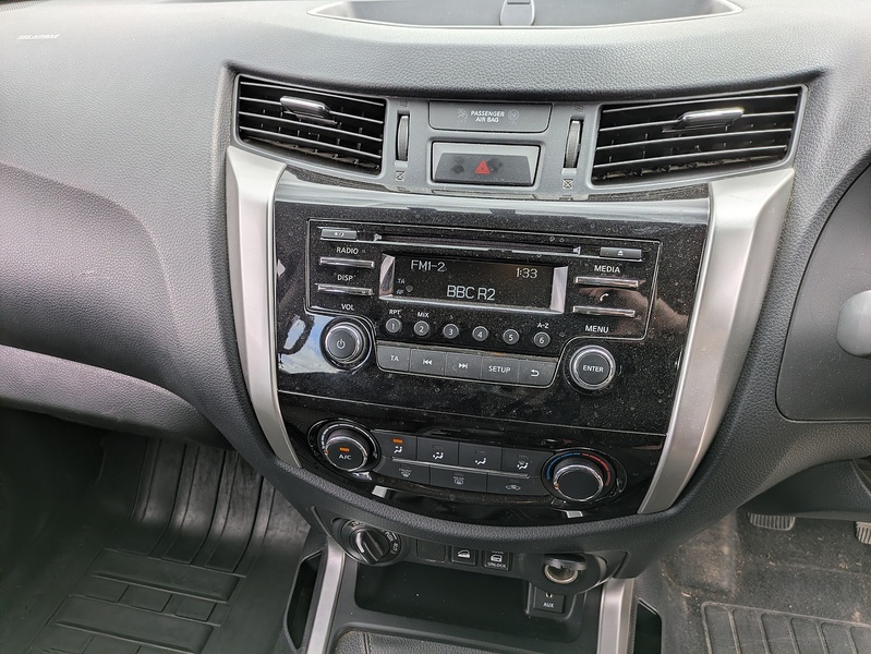 Nissan 2.3 dCi Acenta Pickup Double Cab 4dr Diesel Manual 4WD Euro 6 (s/s) (163 ps)