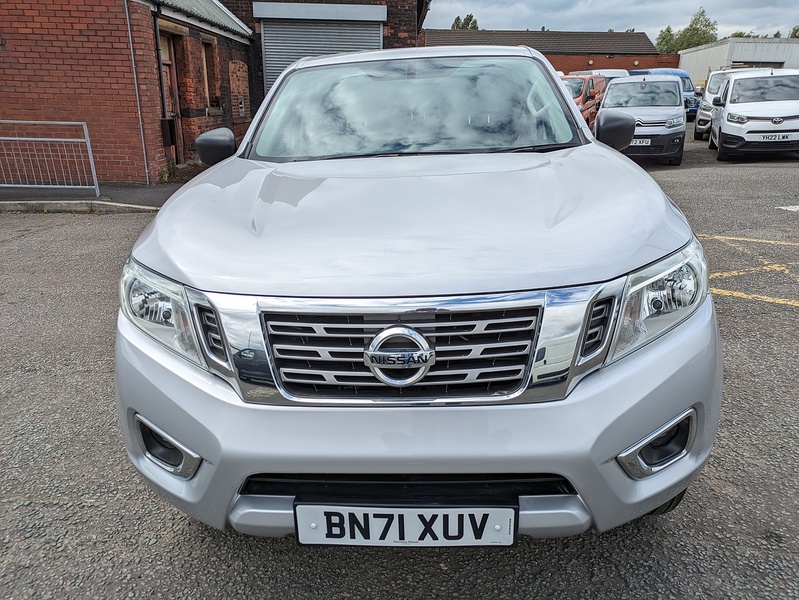 Nissan 2.3 dCi Acenta Pickup Double Cab 4dr Diesel Manual 4WD Euro 6 (s/s) (163 ps)
