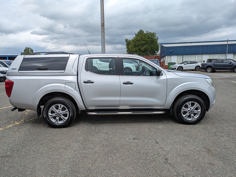 Nissan 2.3 dCi Acenta Pickup Double Cab 4dr Diesel Manual 4WD Euro 6 (s/s) (163 ps)