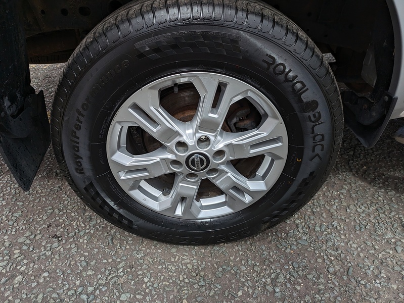 Nissan 2.3 dCi Acenta Pickup Double Cab 4dr Diesel Manual 4WD Euro 6 (s/s) (163 ps)